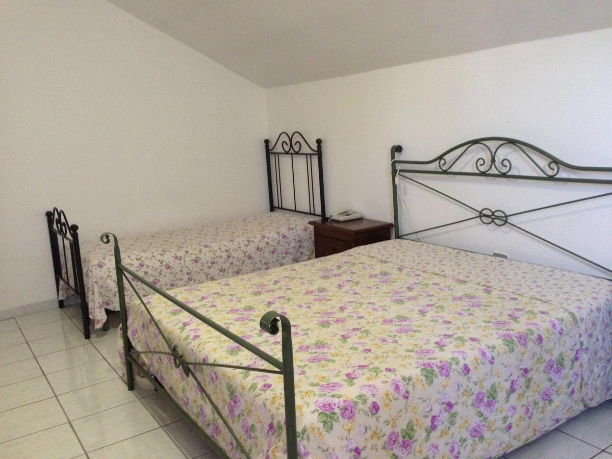 Lo Scoglio Otel Castelnuovo del Garda Dış mekan fotoğraf